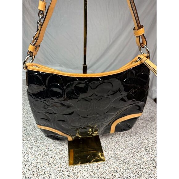 Coach Black Patent Leather Shoulder Bag with Wristlet Women's Casual​ - Picture 7 of 12